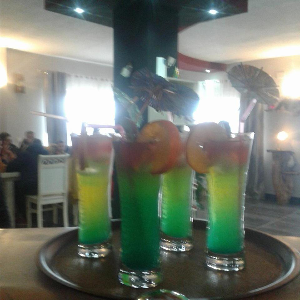 Hotel Villa Stone Dream Bar Restaurant Udenisht 外观 照片